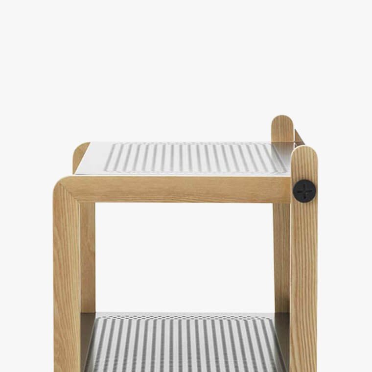Skrew Shoe Tables